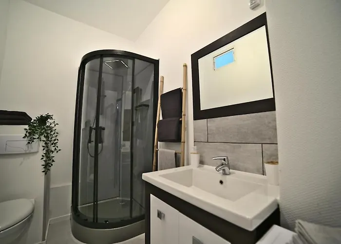 Bliss Insolite Jacuzzi Parking Free 5min Du Centre Apartament